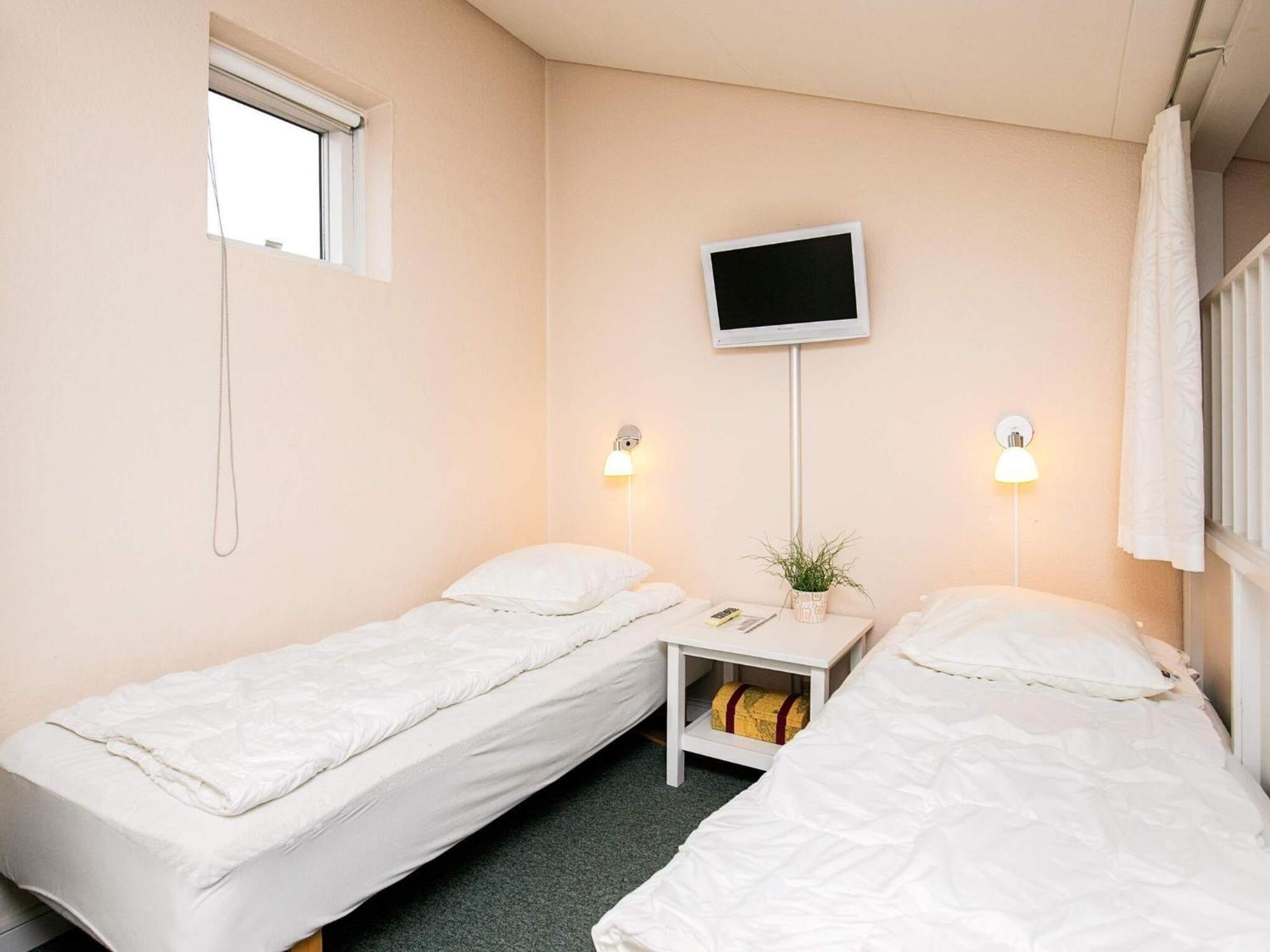 4 Person Holiday Home On A Holiday Park In Фоборг Экстерьер фото
